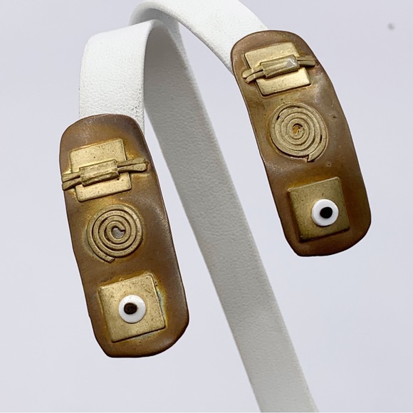 Vintage mixed metal copper abstract geometric clip on earrings - Picture 3 of 6